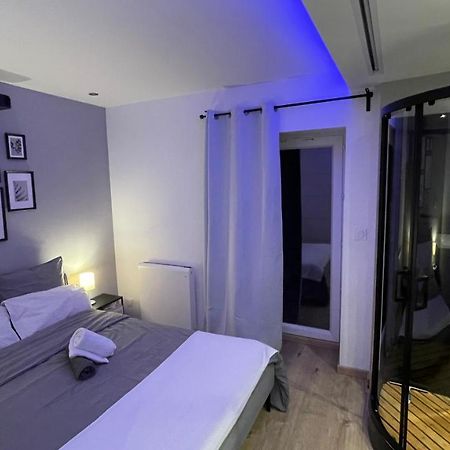Bienvenue Chez Vous "Appartement Classe 2 Etoiles En Rdc Avec Espace Exterieur Et Parking" Доль Экстерьер фото