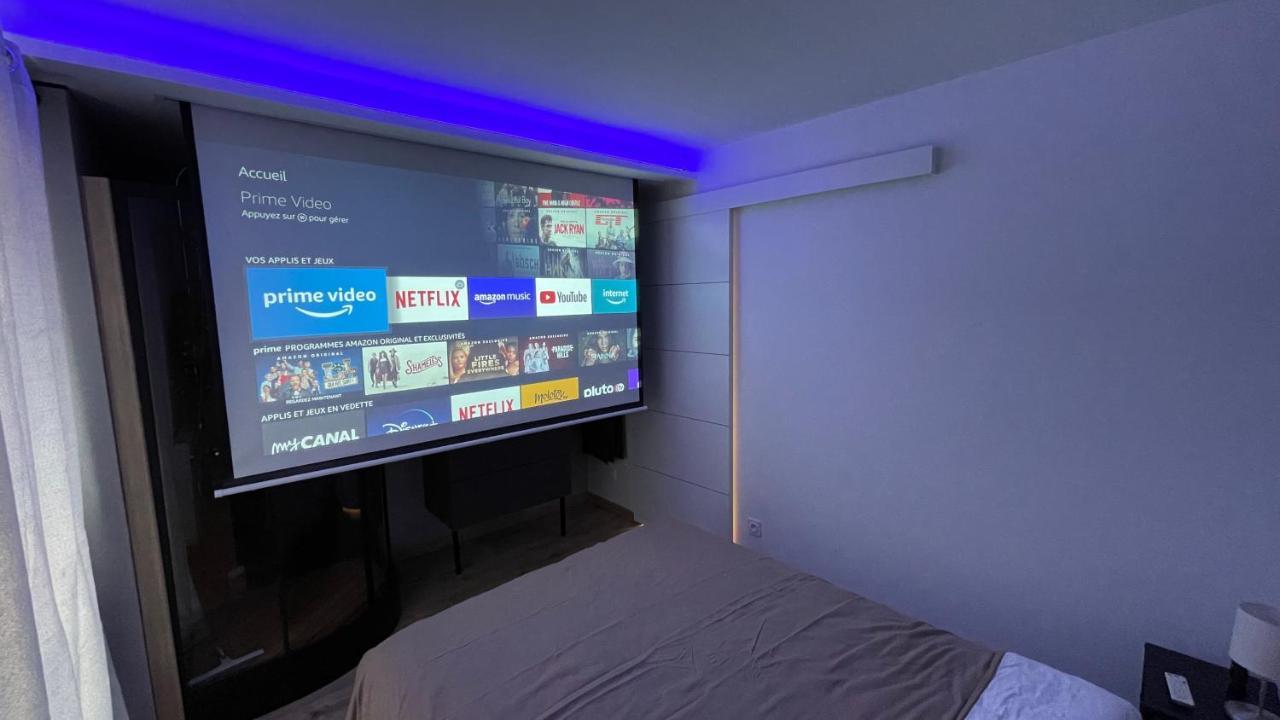 Bienvenue Chez Vous "Appartement Classe 2 Etoiles En Rdc Avec Espace Exterieur Et Parking" Доль Экстерьер фото