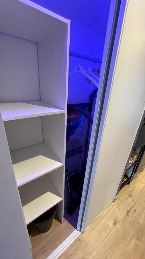 Bienvenue Chez Vous "Appartement Classe 2 Etoiles En Rdc Avec Espace Exterieur Et Parking" Доль Экстерьер фото